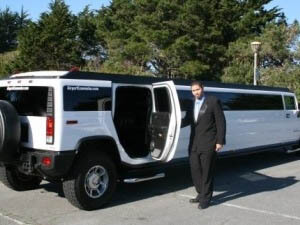 luxury white hummer limo service chattanooga