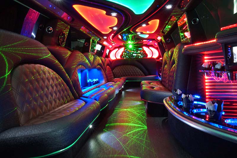 Modern limo Memphis